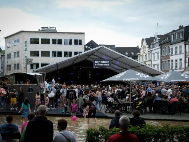 Bild der BRF Bühne Klötzerbahn im Rahmen des Eupen Musik Marathons. (c) 2C Photography